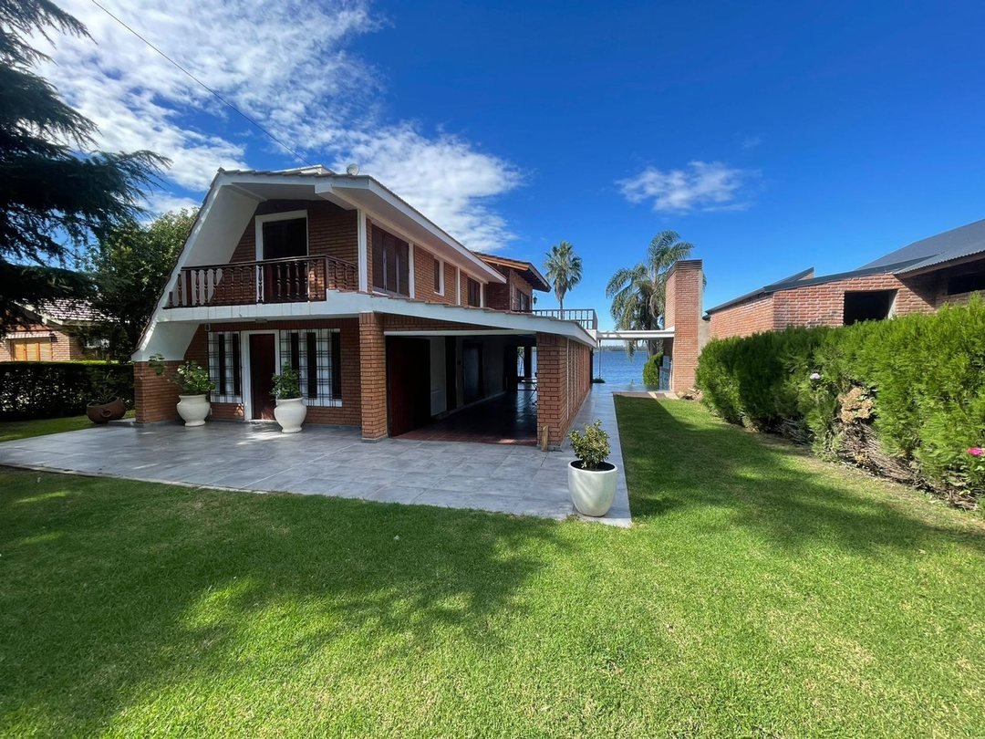 VENTA CASA 5 DORMITORIOS VILLA DEL DIQUE CORDOBA