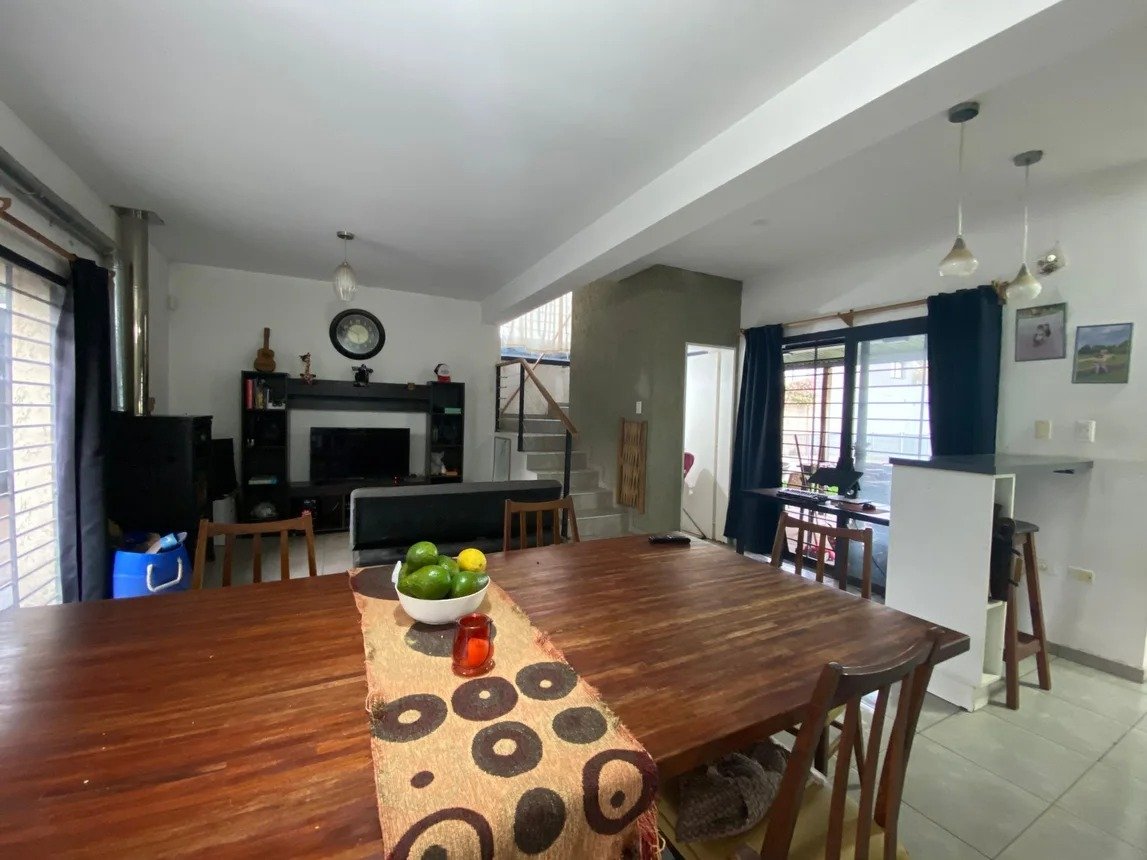 APTO CREDITO DUPLEX 2 DORM C/PILETA.COCHERA