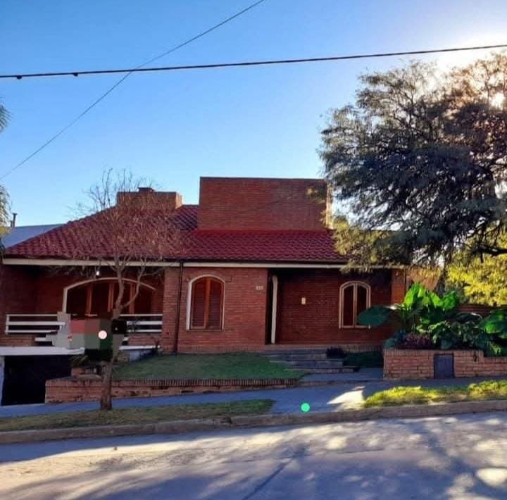 Cerro de Las Rosas, sobre José Roque Funes