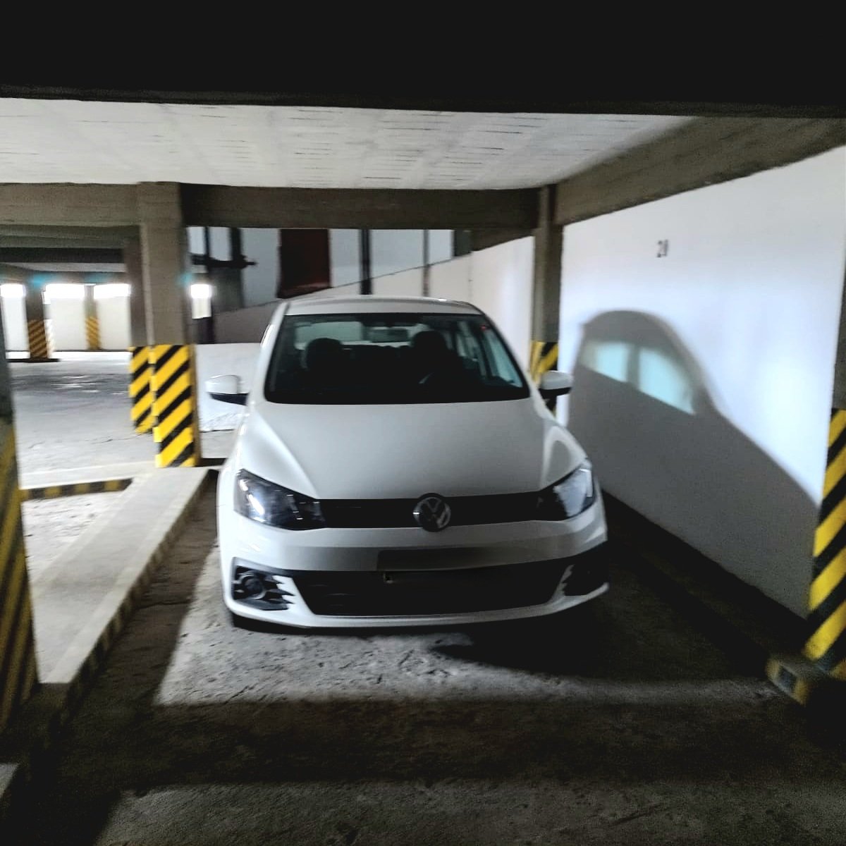 Cochera frente tribunales 1