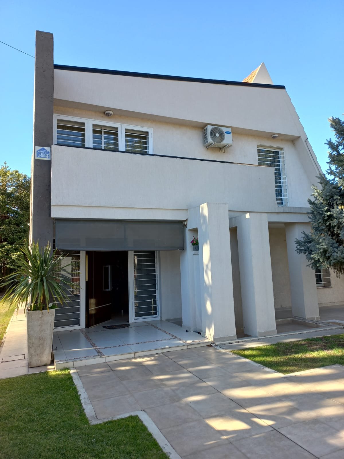 Se vende casa Carlos Paz a 100 mts costanera