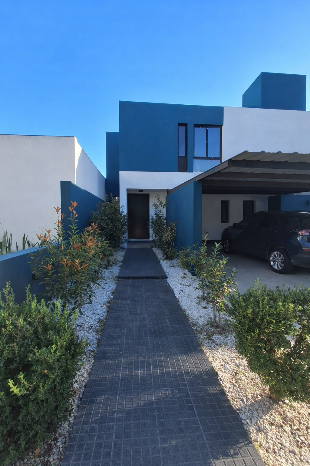Se vende casa de 4 dormitorios en Claros del Bosque