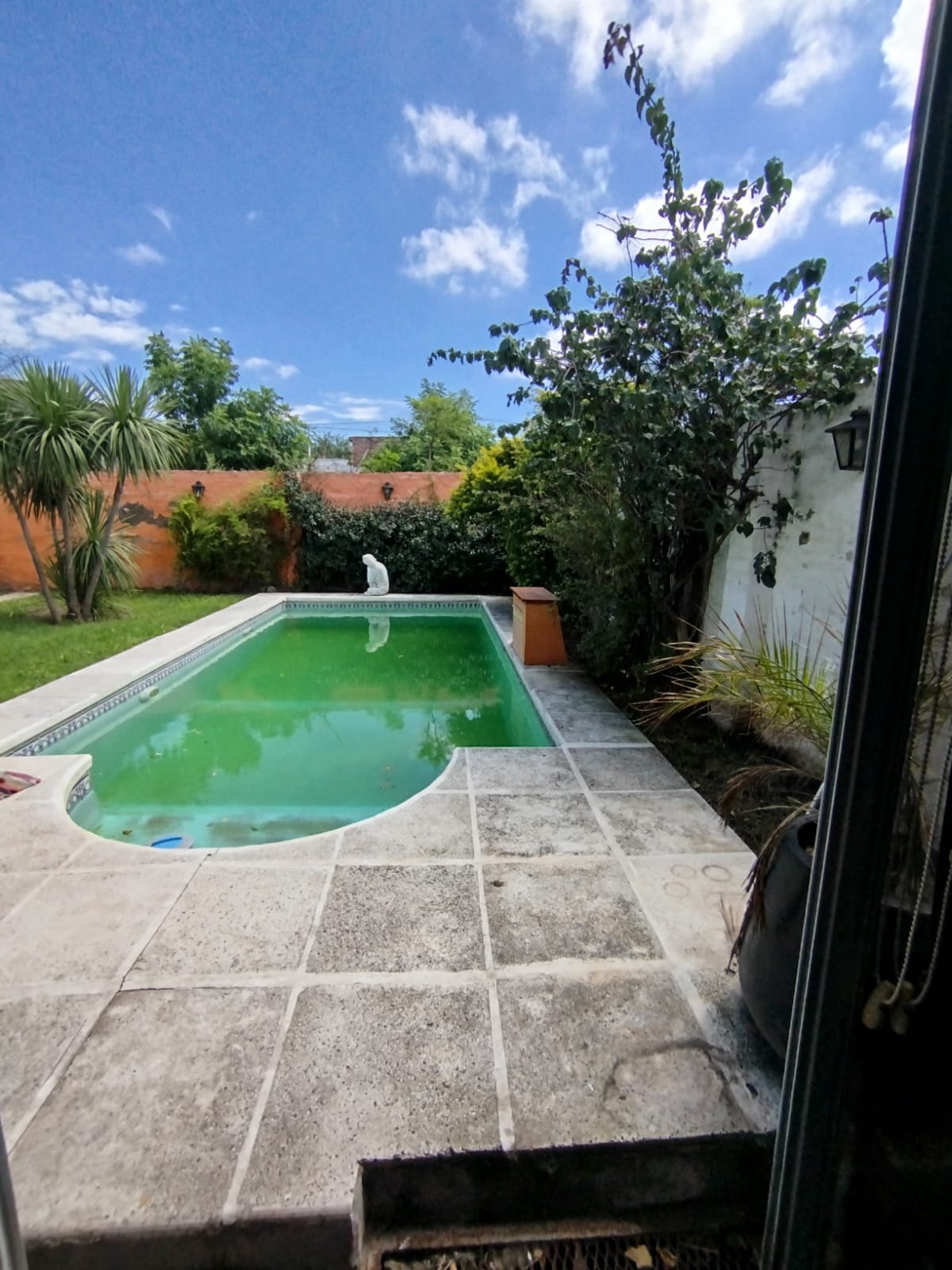 VENTA CASA 4 DORMITORIOS – Barrio Rosedal