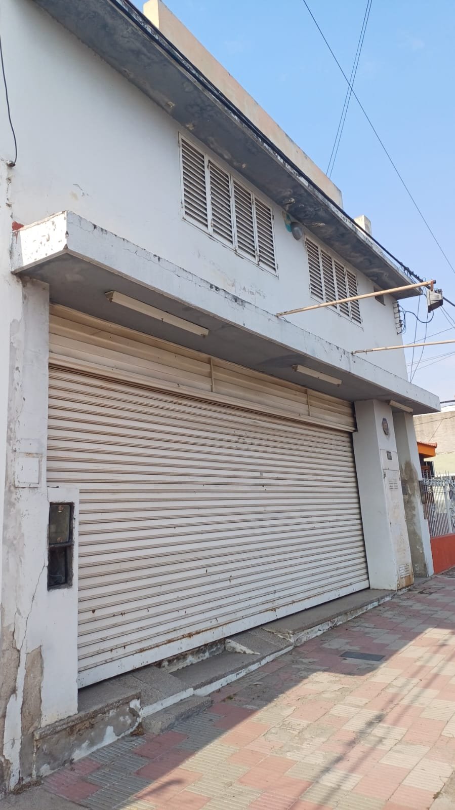 VENTA LOCAL COMERCIAL MAS 2 DEPARTAMENTOS 1 DORMITORIO.