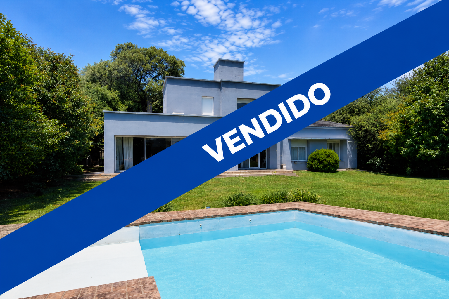 Se vende exclusiva propiedad en barrio El BOSQUE de 3 dormitorios