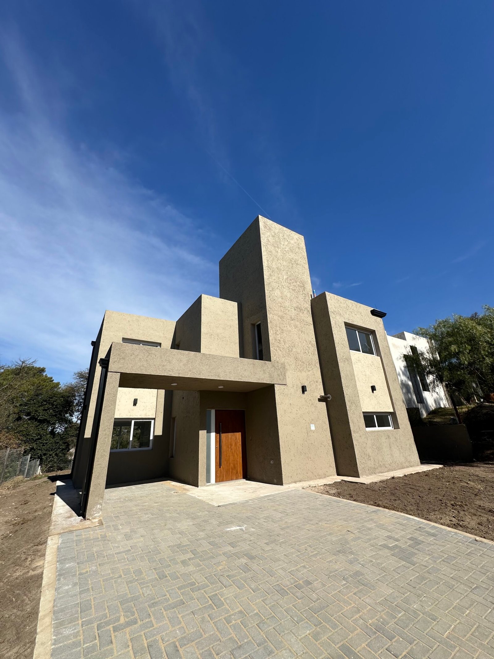 VENTA CASA 3 DORMITORIOS A ESTRENAR EN BARRIO CERRADO LAS MARIAS EN VILLA ALLENDE