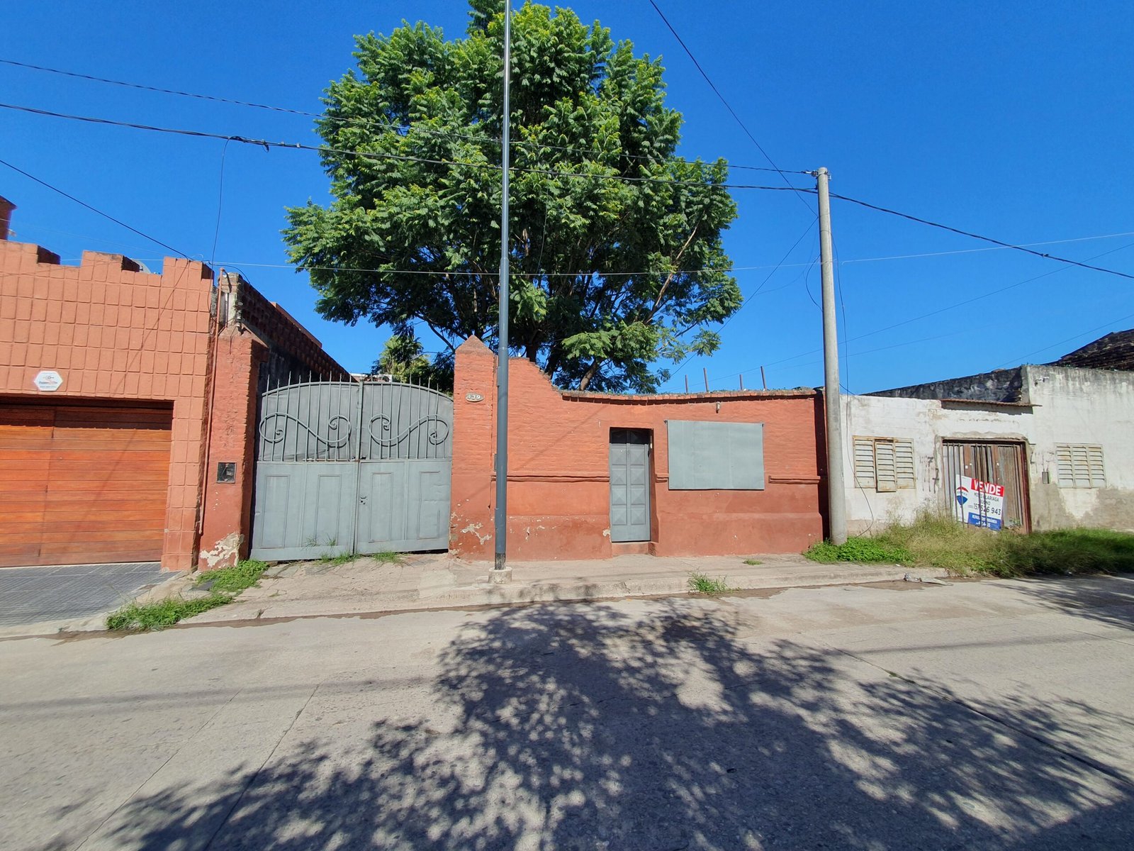 Casa/Lote en venta barrio Güemes