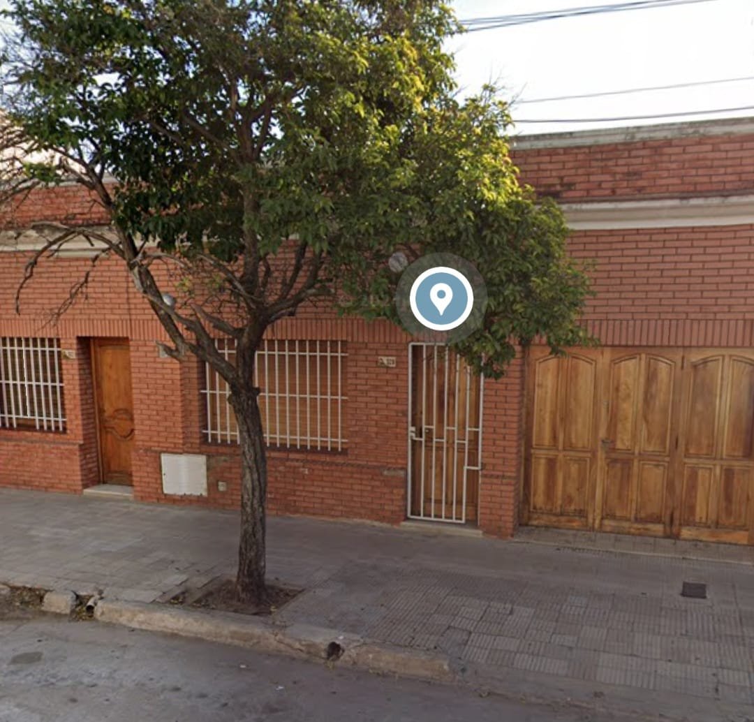 VENTA CASA 3 DORM. + DEPARTAMENTO 1 DORM. APTO CREDITO EN ALBERDI